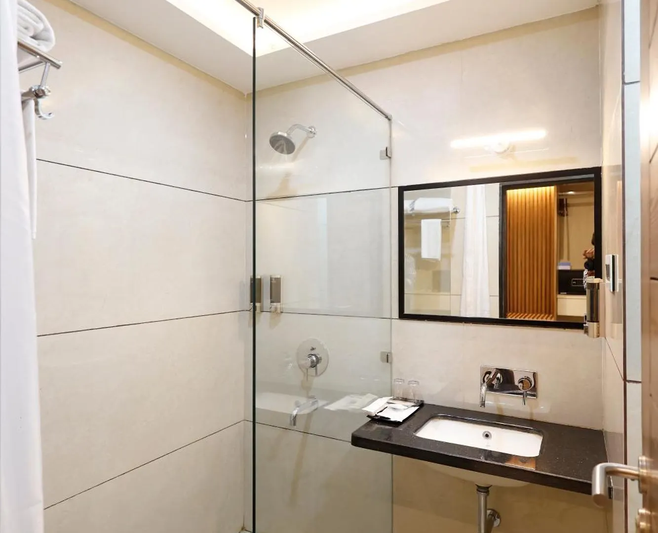 Hotel Dolphin Grand Varanasi 4*,  Indien